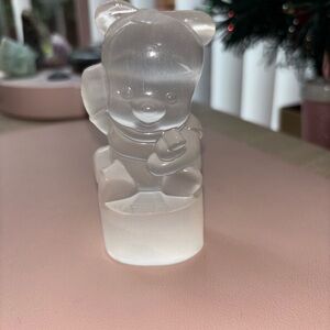 Winnie the Pooh Hand-Carved Selenite Figurine 💎🧸🐻🍯